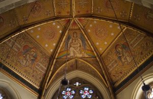 Sanctuary ceiling Otterbourne church 600x439px